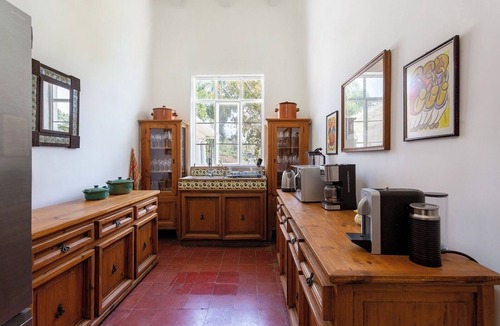Carolina House | Luxury Mexican Hacienda with Staff, Pool · Walk to Las Mañanitas