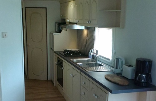 Erezee House | Luxury mobile home at famous Carpodrôme campsite