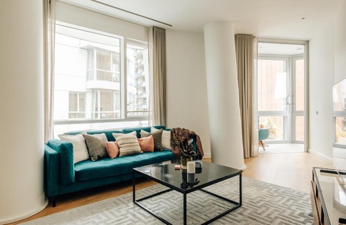 Queenstown Apartment | Luxury modern 2Bed-2Bath Apartment