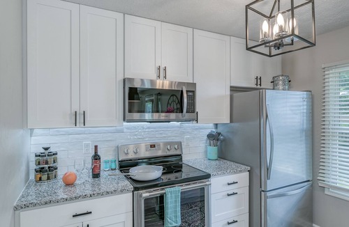 Fishers House | Luxury Modern 3bed/2bath house, walk to DT Fishers