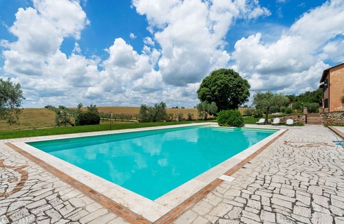 Montoro Apartment | Luxury, modern apartment with pool and stunning views, 1 hour from Rome