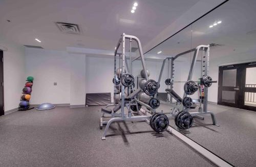 Kitchener Apartment | Luxury & Modern Condo in Central KW With Exclusive Terrace
