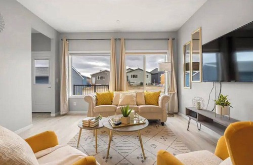 Calgary House | Luxury Modern Home - Livingstone