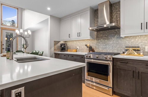 Canmore Villa | Luxury Modern Mountain Lodge in Spring Creek, Canmore