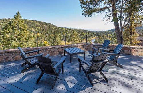 Columbine Lake House | Luxury Modern Mountain Home w/Amazing Lake & Mountain Views. 2 Miles to Purg