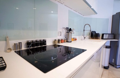 Cap d'Ail Apartment | Luxury Monaco 2BD Suite +1st Class Car incl. Free Grand Prix Event Ticket