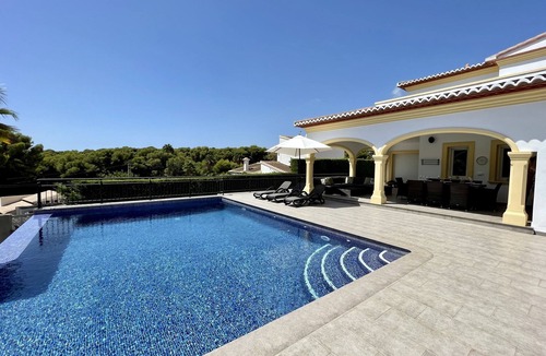 Pinar del Advocat Villa | Luxury Moraira Spacious Villa with Private Infinity Pool not Overlooked