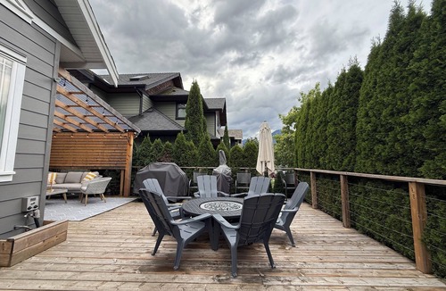 Squamish House | Luxury Mountain Retreat in Squamish