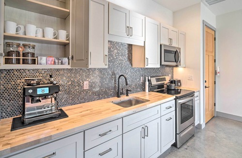 Black Mountain House | Luxury Mountain Retreat w/Hot Tub, Grill & Fire Pit Near Asheville, NC