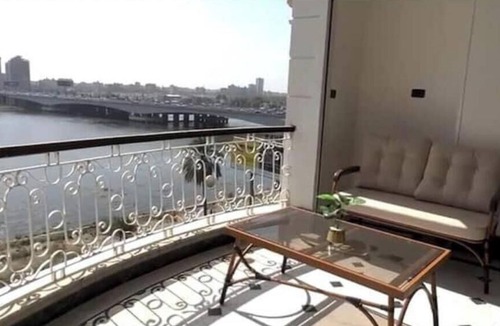 Al-Khalifa Apartment | Luxury Nile view, Cornish Nile