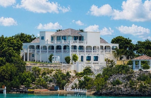 Ocean Point Villa | Luxury Oceanfront Villa Private Pool, Dock, Paddleboards + Epic Views