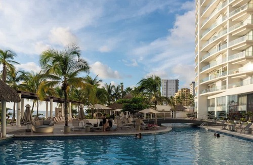 Zona Dorada Apartment | Luxury oceanfront condo | Golden Zone