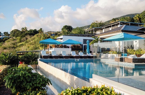 Challengers Apartment | Luxury Oceanfront Suite Sunset Reef St. Kitts