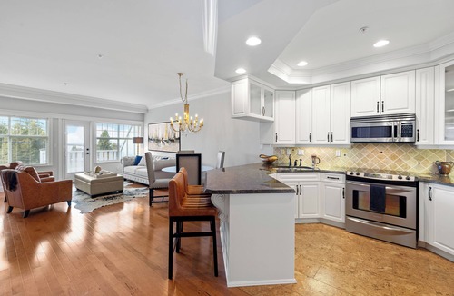 Regional District of Nanaimo Condo | Luxury Oceanview Villa in the Heart of Qualicum Beach | Walk to Beach | Golf