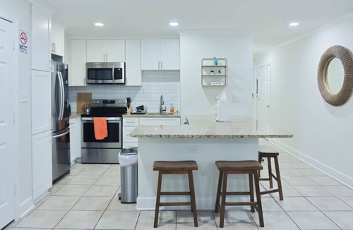 Downtown Atlanta Condo | Luxury on a Budget | Centrally Located Gem