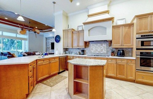 Doctors Inlet House | Luxury, peaceful and beautiful waterfront home w/pool hot tub and lots of space