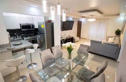 Mendoza Condo | Luxury Penthouse/private Jacuzzi/BBQ Terraza Bar in Santo Domingo Este