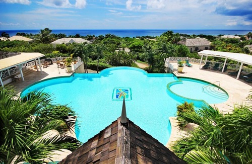Merlin Bay Apartment | Luxury penthouse apartment on exclusive Sugar Hill resort with beach club access
