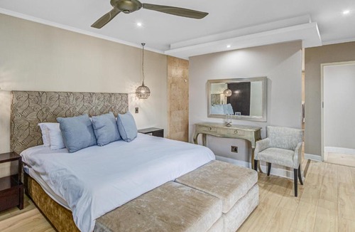 Greater Johannesburg Metropolitan Area Apartment | Luxury Penthouse In The Heart Of Sandton
