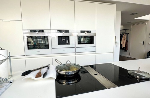 West Berlin Centre Apartment | Luxury penthouse on Kurfürstendamm