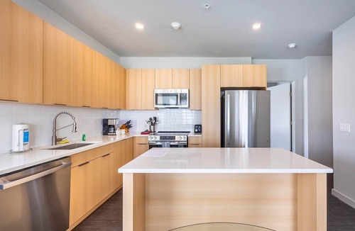 White Plains Apartment | Luxury Private Apt with Gym