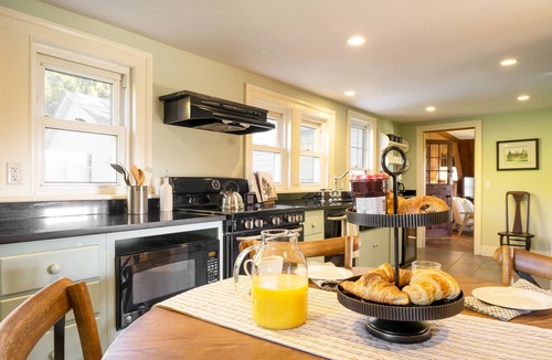 Sheffield House | Luxury Private Estate in the Berkshires | Whitney by AvantStay