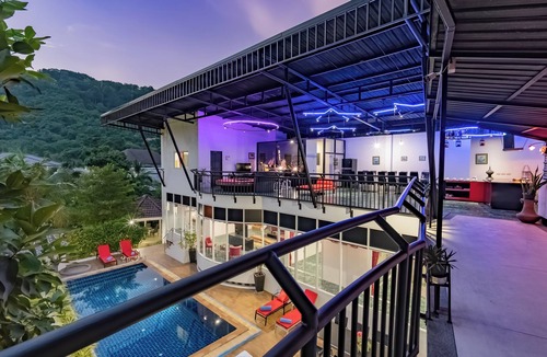 Chalong Villa | Luxury Private pool Villa Nap Dau Perfect for Groups