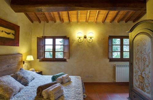 San Gimignano Villa | Luxury Private Villa San Gimignano, 6 Ensuite rooms, Swimming Pool , Sauna.