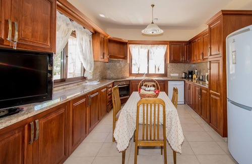 Simou Villa | Luxury Private Villa with heated Pool & Large Garden – Between Paphos & Polis