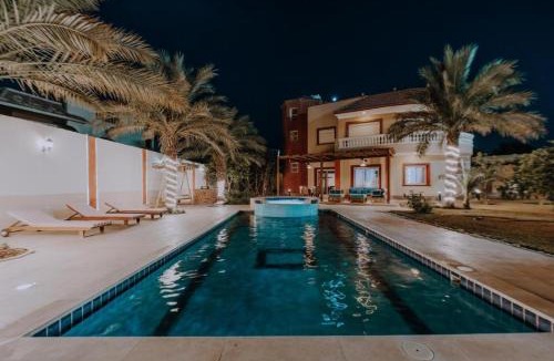 Al Ahyaa Villa | Luxury private villa with pool