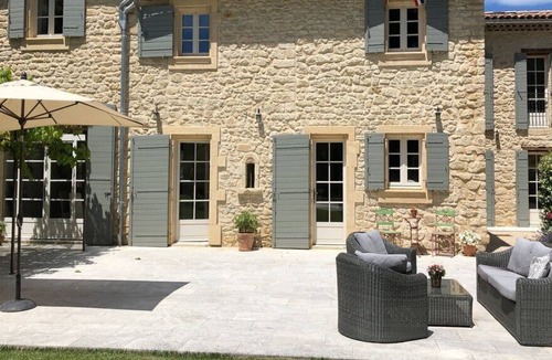 Ansouis Villa | Luxury Provence Villa for Rent with Private Pool & Wonderful Garden