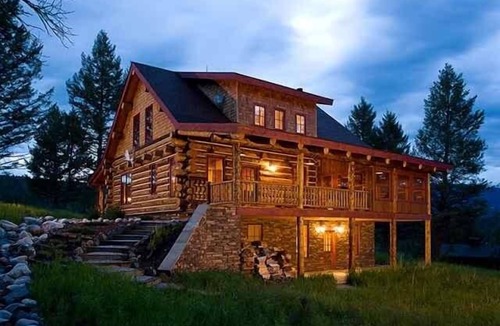 Porcupine Park Cabin | Luxury - Quintessential Montana Retreat - Ski and Fish! Sleeps 8, 3 beds 3 bath