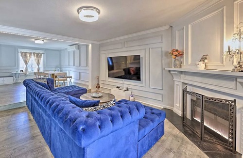 Claremont House | Luxury Renovated Central Claremont Retreat
