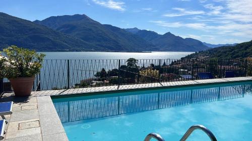 Musso Apartment | Luxury Residence La Pianca - Pool and Terrace Lake View