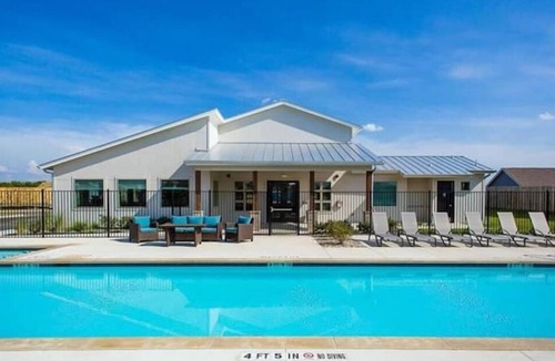 Austin House | Luxury Retreat-5 min to COTA-15min to Downtown ATX, 7 min to Airport-Concourse