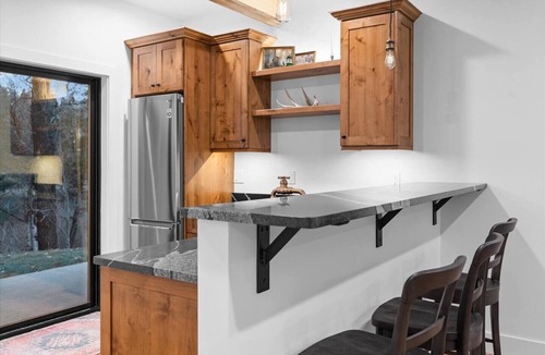 Columbia Falls House | Luxury Riverfront Home Near Glacier Park — Hot Tub, Sauna & Fire Pit
