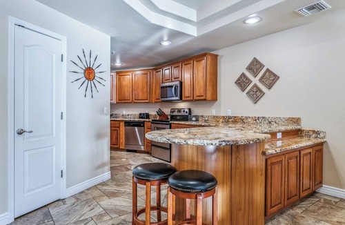 Laughlin Condo | Luxury Riverfront Condo Launch-Dock-Pool-Spa