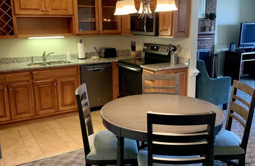 Kingsmill Condo | Luxury Riverfront Condo w/sunrise & sunset views