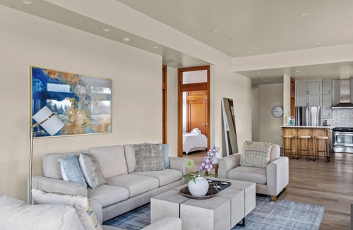Bend Condo | Luxury Rooftop Condo in the Heart of Downtown Bend, Cascade Mountain views