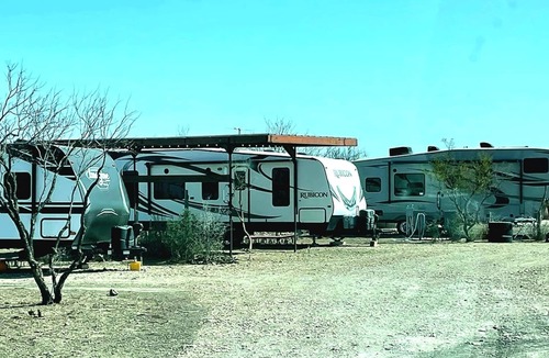 Eagle Pass House | Luxury RV with full kitchen sleeps family of 6 inside fenced property