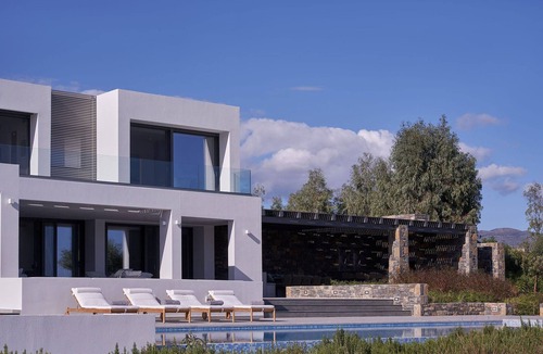 Ammoudara Villa | Luxury Seafront Crete Villa | Villa Gigi | 6 Bedrooms | Private Heated Pool