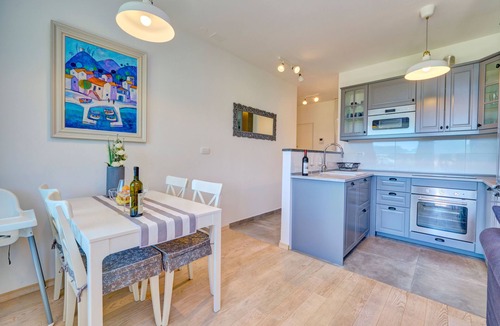 Znjan Apartment | Luxury Seaside Apartment by Litto