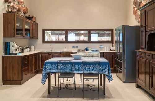 Quattro Castella Apartment | Luxury self-catering apartments in hilly area for a relaxing vacation.