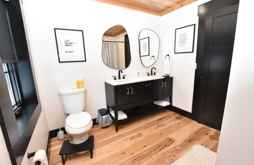Lewis County Cabin | Luxury Snowmobile Retreat on Muscoby Pond – New 5BR Home on Tug Hill’s C4B Trail