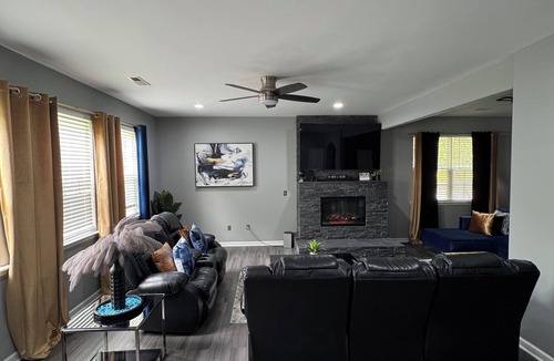 Simpsonville House | Luxury spacious 4 bedroom home in simpsonville