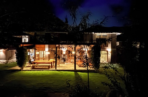 Urubamba Villa | Luxury Spacious Villa, 5 bedrooms and WiFi, on Inka Trail in delightful Urubamba