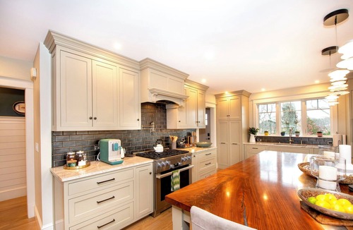 North Scituate House | Luxury Stay - Private Home - Ideal for Groups - Coastal Scituate, MA