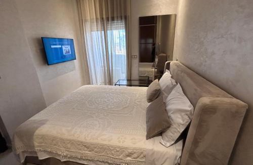Pont Blondin Apartment | Luxury stay with air conditioning and pool Mansouria Beach