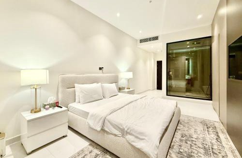 Jumeira 3 Apartment | Luxury Studio Apartment Near Jumeirah Beach