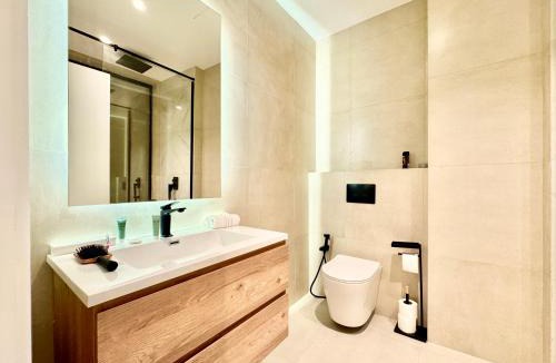 Jumeira 3 Apartment | Luxury Studio Apartment Near Jumeirah Beach